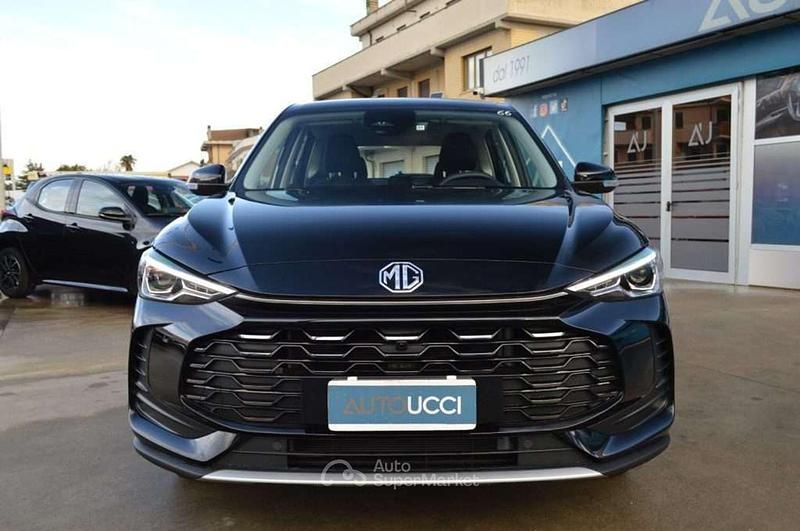 Nuova MG ZS 116 CV (85 kW) 2025 Pebble black SUV