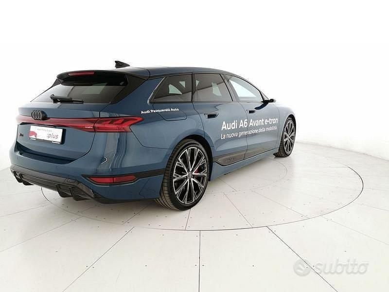 Usata Audi A6 e-tron Business 280 kW (381 CV) 2025 Blu Station wagon