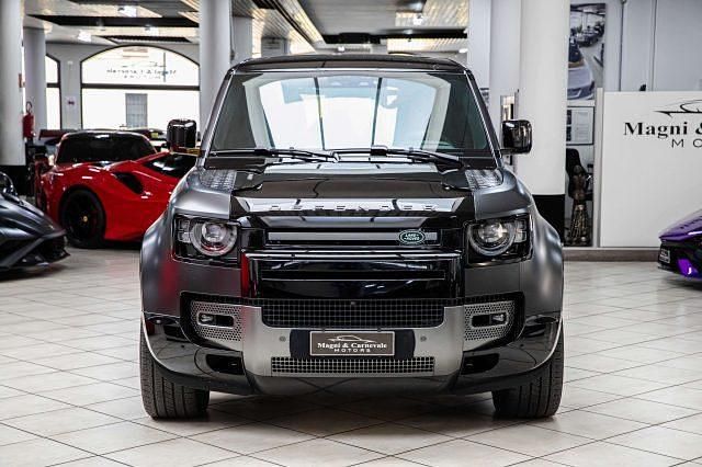 Usata Land Rover Defender Carpathian Edition 525 CV (386 kW) 2023 Carpathian grey SUV