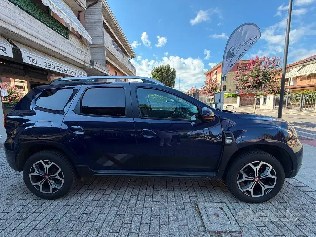 Usata Dacia Duster 114 CV (83 kW) 2019 Bluazzurro SUV
