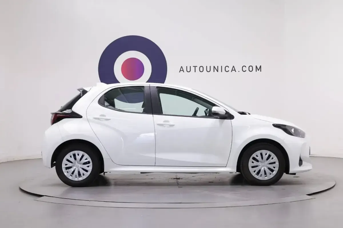 Usata Toyota Yaris 92 CV (67 kW) 2024 Utilitaria