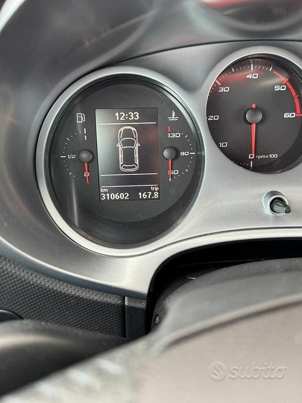 Usata Seat Leon Copa 105 CV (77 kW) 2012 Grigio Berlina