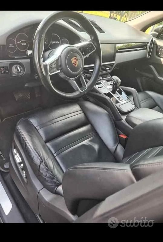 Usata Porsche Cayenne 340 CV (250 kW) 2018 Nero SUV