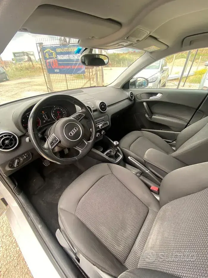 Usata Audi A1 Design 90 CV (66 kW) 2015 Bianco Utilitaria