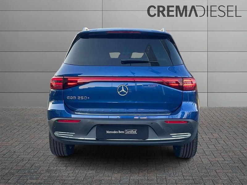 Nuova Mercedes EQB250+ Advanced 94 kW (129 CV) 2025 Blu/azzurro SUV
