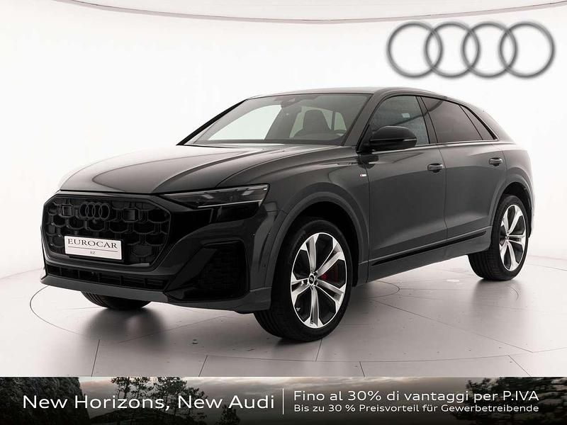 Verniciature personalizzate au Nuova 2025 Audi Q8 S-Line SUV | 98.900 € (Cara) - Immagine 1/4