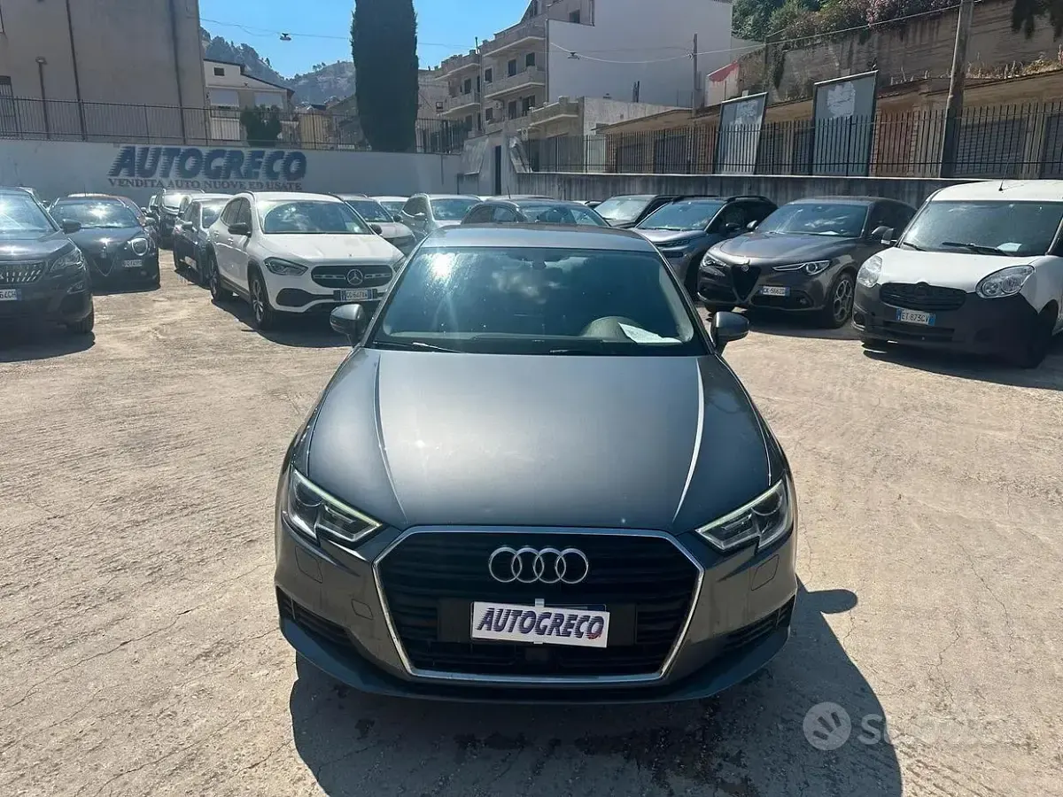 Usata Audi A3 Business 150 CV (110 kW) 2020 Grigio Berlina