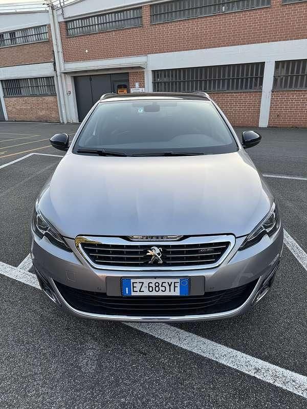 Usata 2015 Peugeot 308 SW GT-line Station wagon | 9500 € (Molto cara) - Immagine 1/4