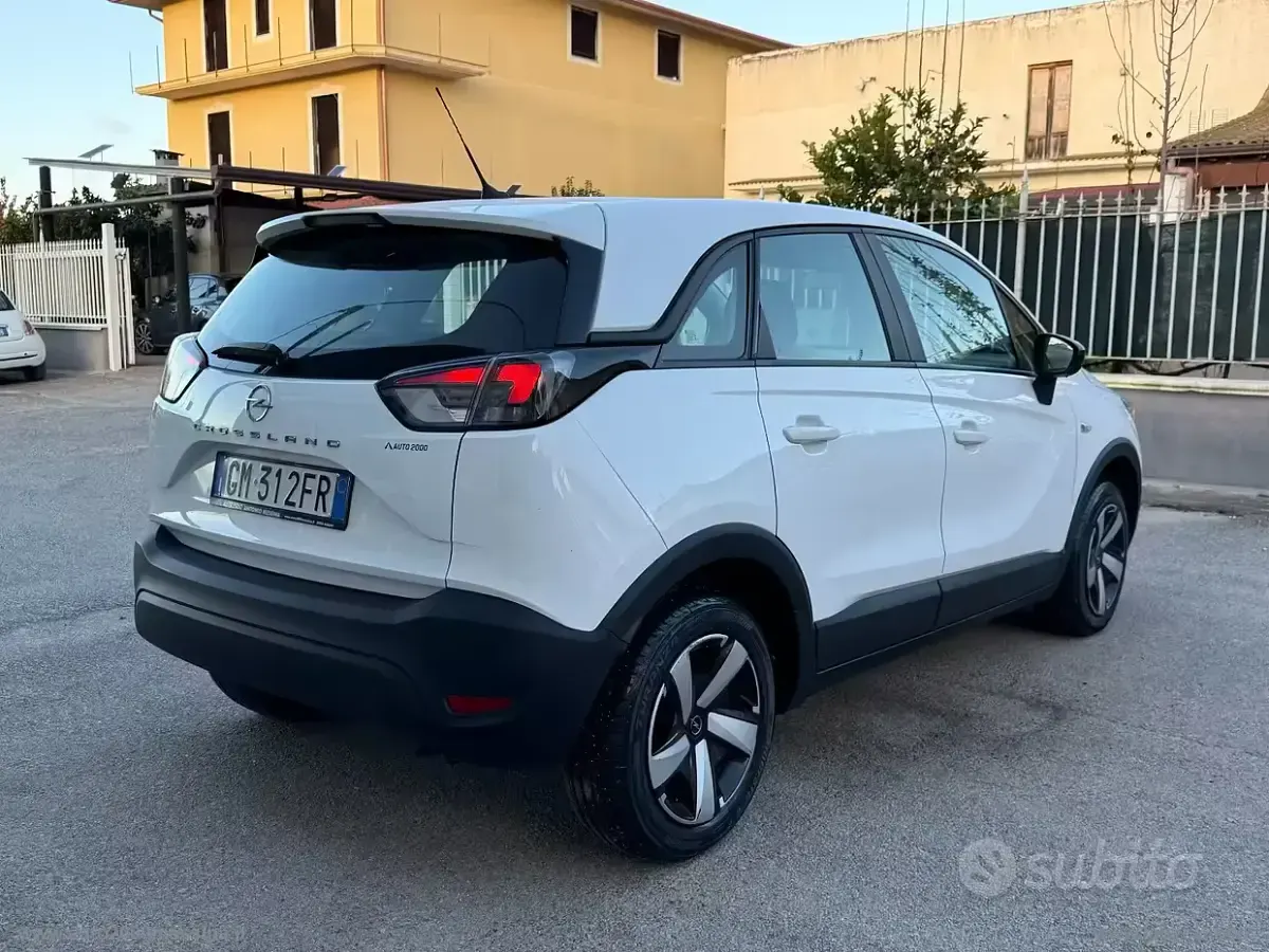 Usata Opel Crossland X Edition 110 CV (80 kW) 2023 Bianco SUV