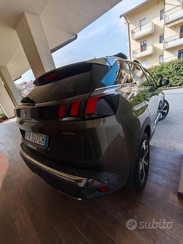 Usata Peugeot 3008 GT-line 2018 Verde SUV