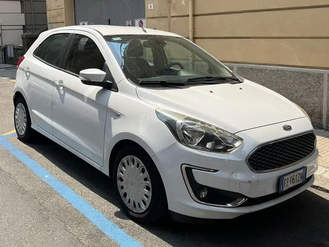 Usata Ford Ka Ultimate 86 CV (63 kW) 2018 Bianco Berlina