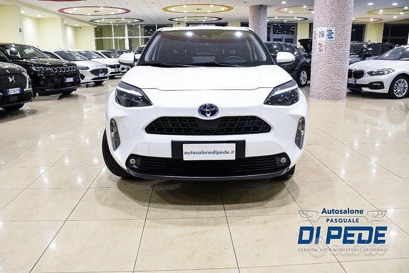 Usata Toyota Yaris Cross Business Edition 92 CV (67 kW) 2025 Bianco SUV