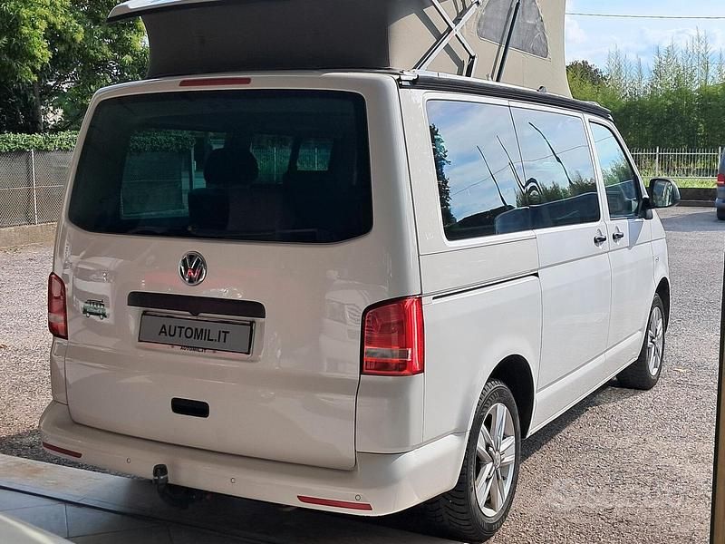 Usata VW California Beach 140 CV (102 kW) 2013 Grigio Furgone