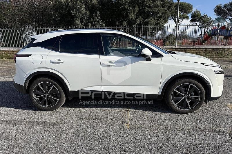 Usado Nissan Qashqai Tekna 140 HP (102 kW) 2023 Branco SUV