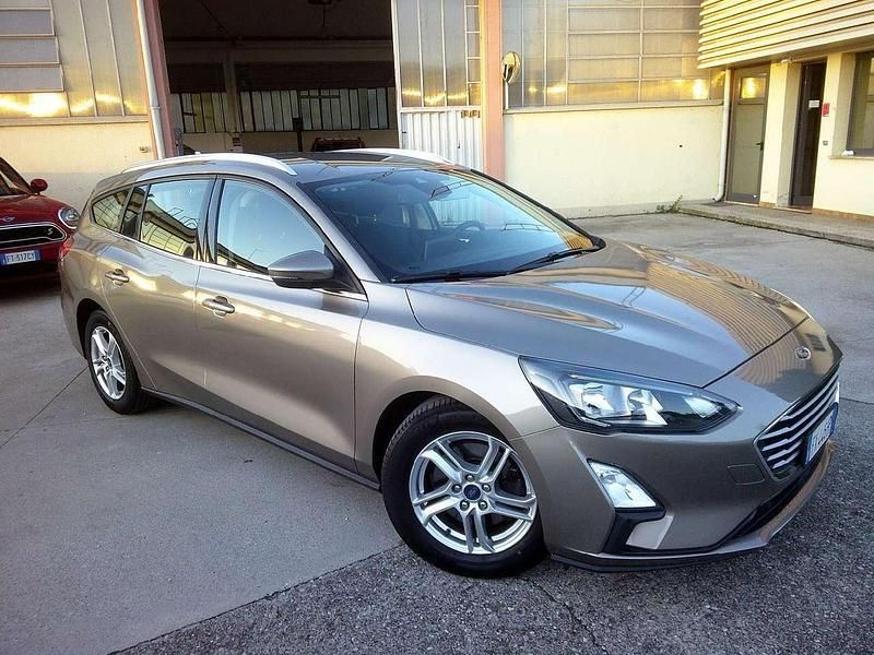 Grigio Usata 2019 Ford Focus Active Station wagon | 12.900 € (Ottimo prezzo) - Immagine 1/4