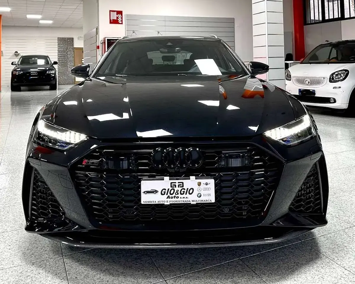 Usata Audi RS6 Ambiente 600 CV (441 kW) 2021 Nero Station wagon