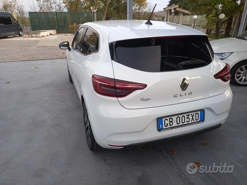 Usata Renault Clio IV Intens 116 CV (85 kW) 2019 Bianco Berlina