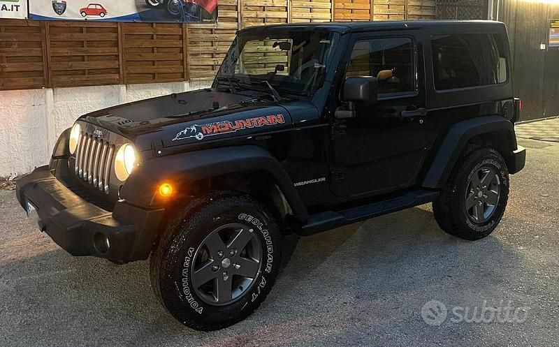 Usata Jeep Wrangler 200 CV (147 kW) 2013 Verde SUV
