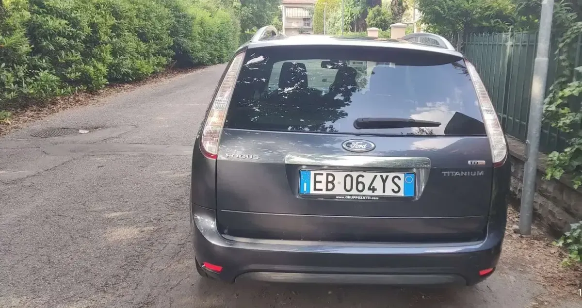 Usado Ford Focus Style 109 HP (80 kW) 2010 Carrinha