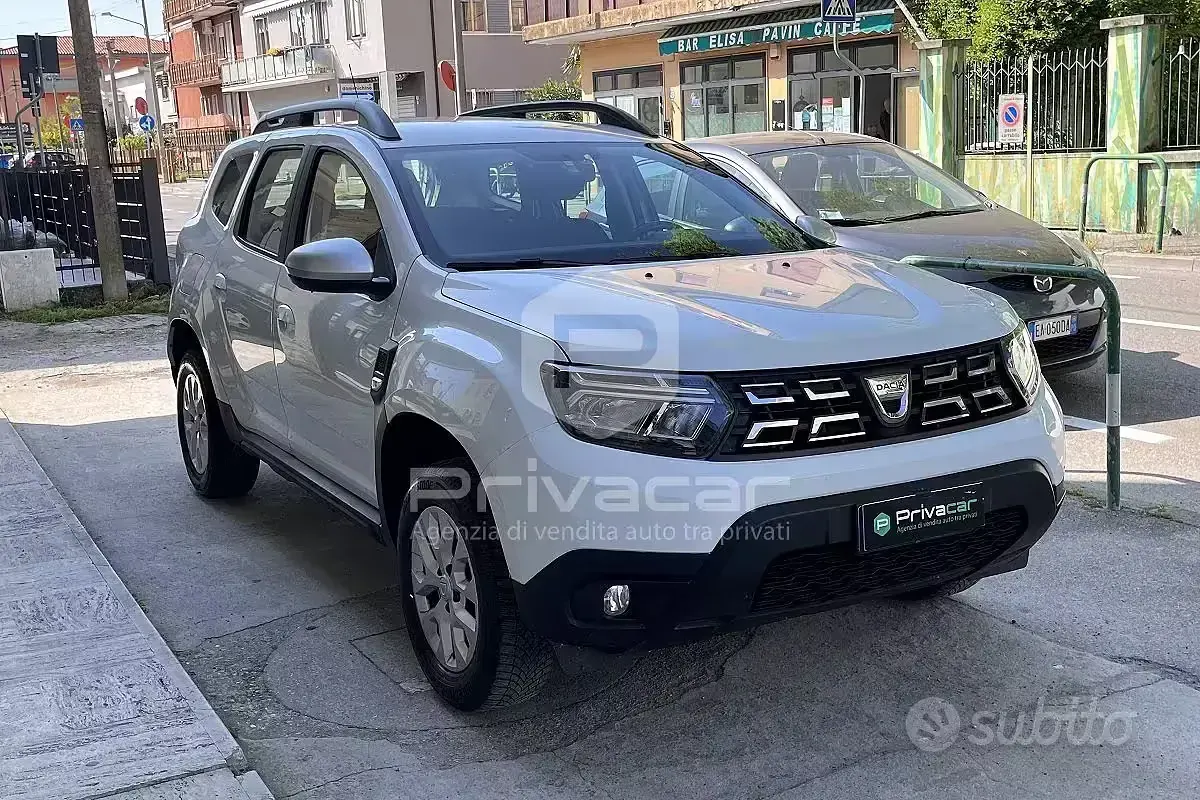 Usata Dacia Duster Essentiel 101 CV (74 kW) 2022 Bianco SUV
