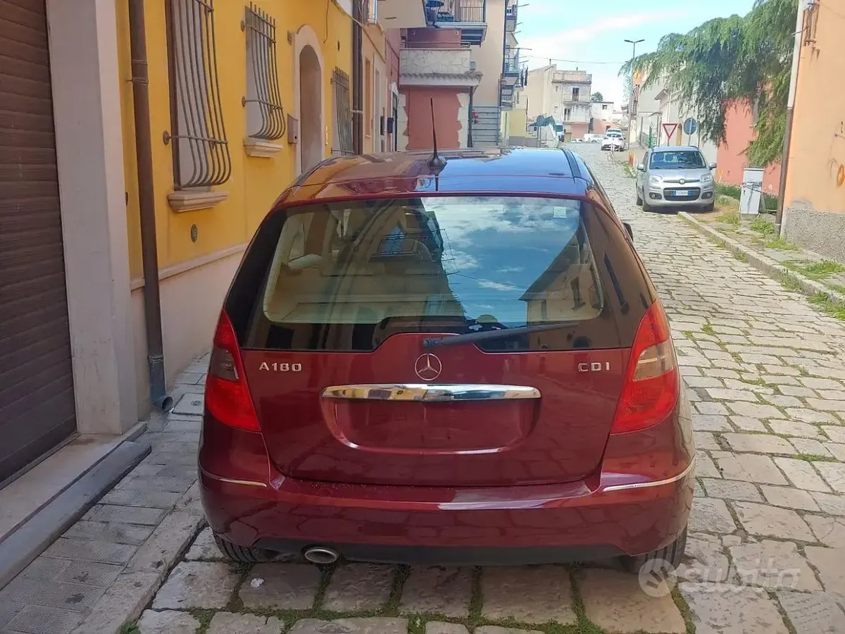 Usata Mercedes A180 Avantgarde 2008 Rosso Monovolume