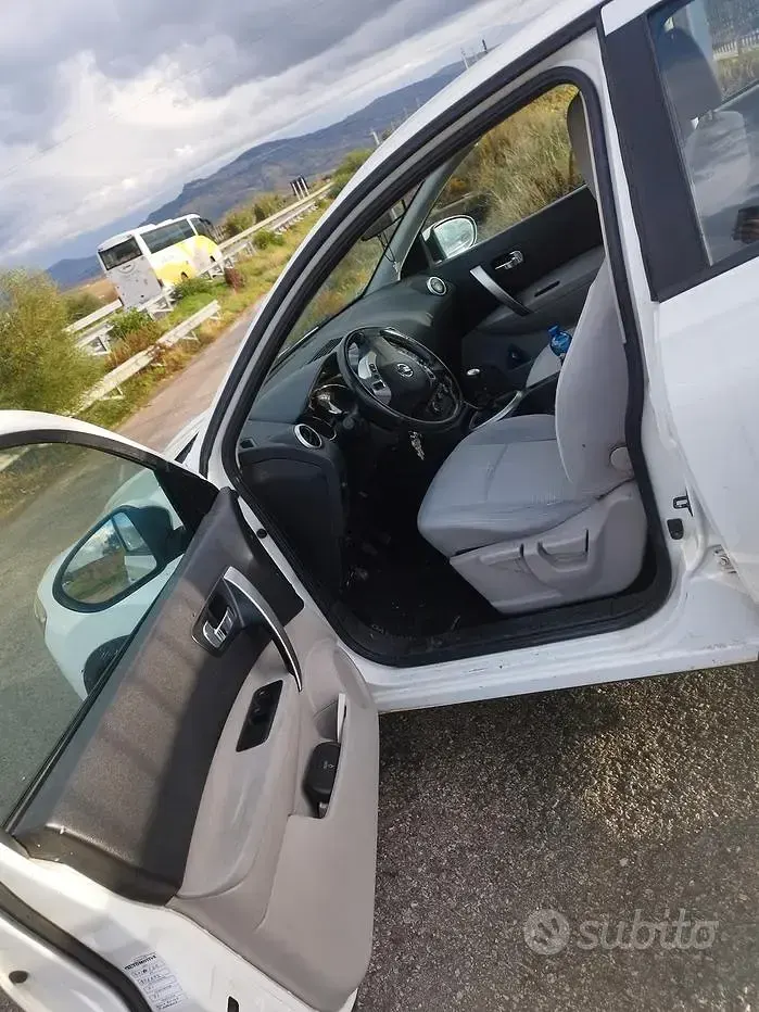 Usata Nissan Qashqai 150 CV (110 kW) 2011 SUV