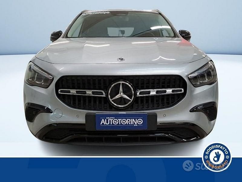 Usata Mercedes GLA200 Advanced 149 CV (109 kW) 2025 Argento SUV