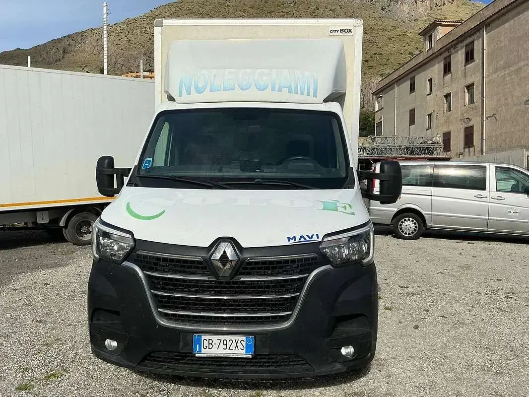 Usata Renault Master 120 CV (88 kW) 2020 Bianco Monovolume