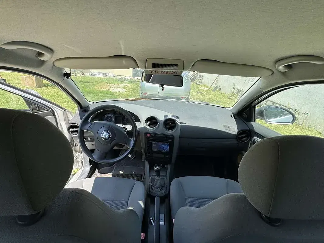 Usata Seat Ibiza Stylance 75 CV (55 kW) 2003 Grigio Utilitaria