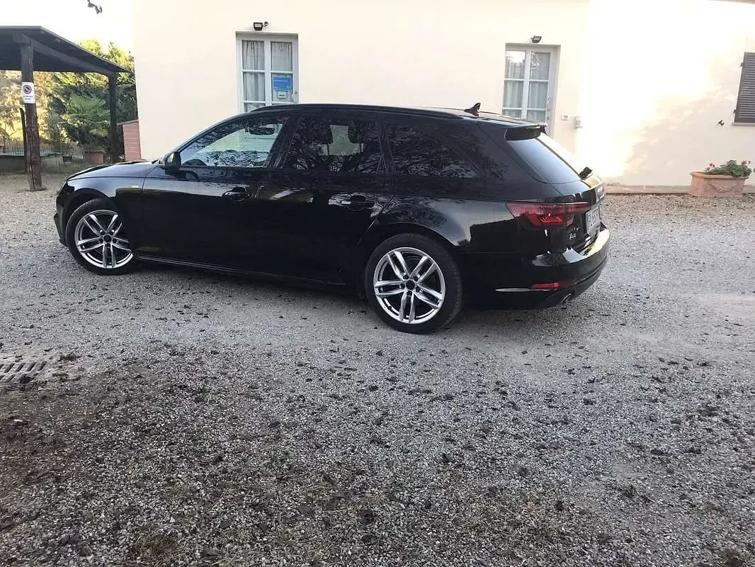 Usata Audi A4 S-Line 150 CV (110 kW) 2017 Nero Station wagon