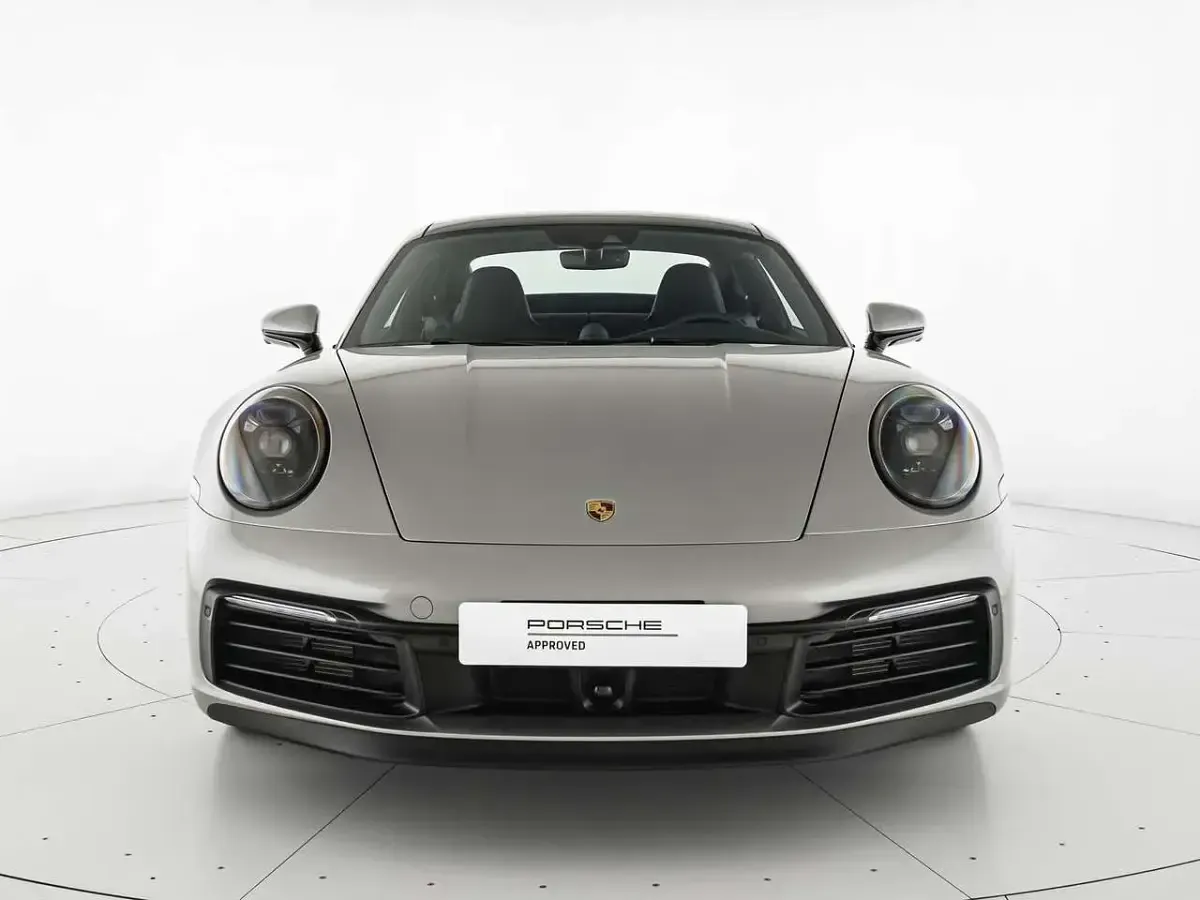 Usata Porsche 911 Carrera 4S 450 CV (330 kW) 2021 Argento gt metallizzato Coupé