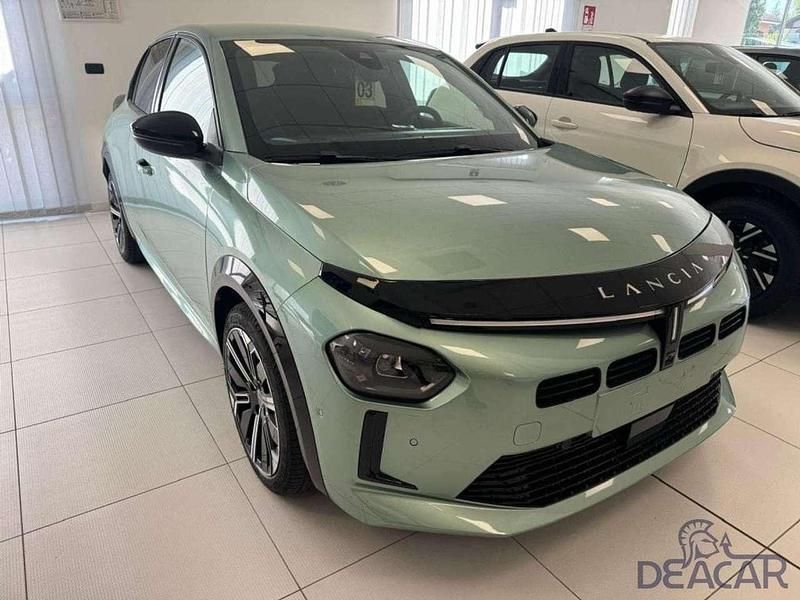 Nuova Lancia Ypsilon 110 CV (80 kW) 2026 Verde Utilitaria