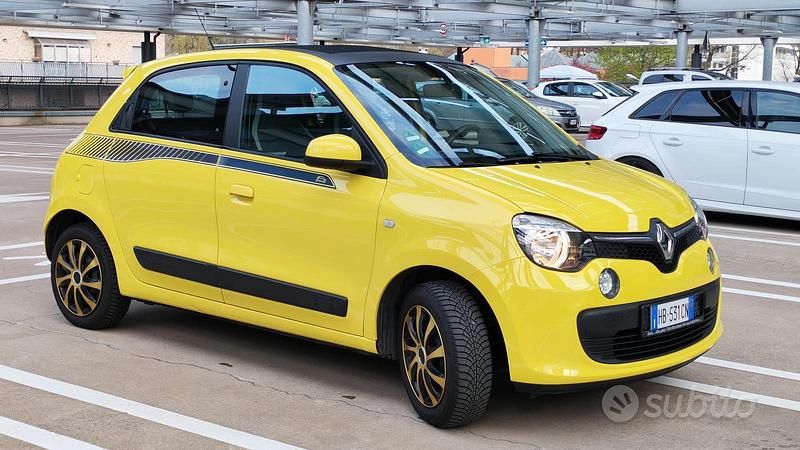 Usata Renault Twingo 90 CV (66 kW) 2015 Giallo Utilitaria