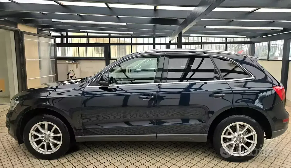 Usata Audi Q5 170 CV (125 kW) 2010 Blu SUV