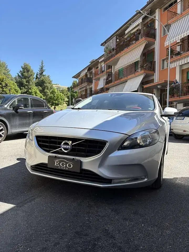 Usata Volvo V40 Summum 114 CV (83 kW) 2014 Other Berlina