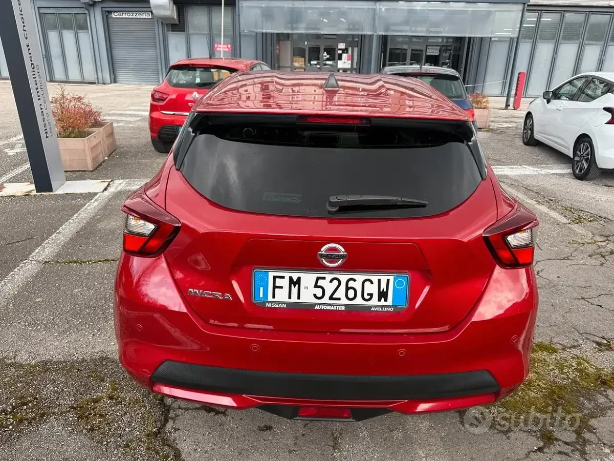 Usata Nissan Micra N-Connecta 90 CV (66 kW) 2018 Rosso Utilitaria