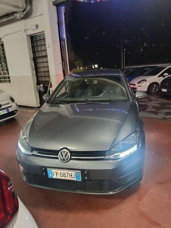 Usata VW Golf VII Sportline 116 CV (85 kW) 2018 Berlina