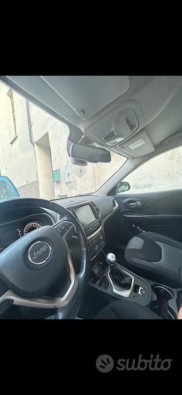 Usata Jeep Cherokee 140 CV (102 kW) 2015 Nero SUV