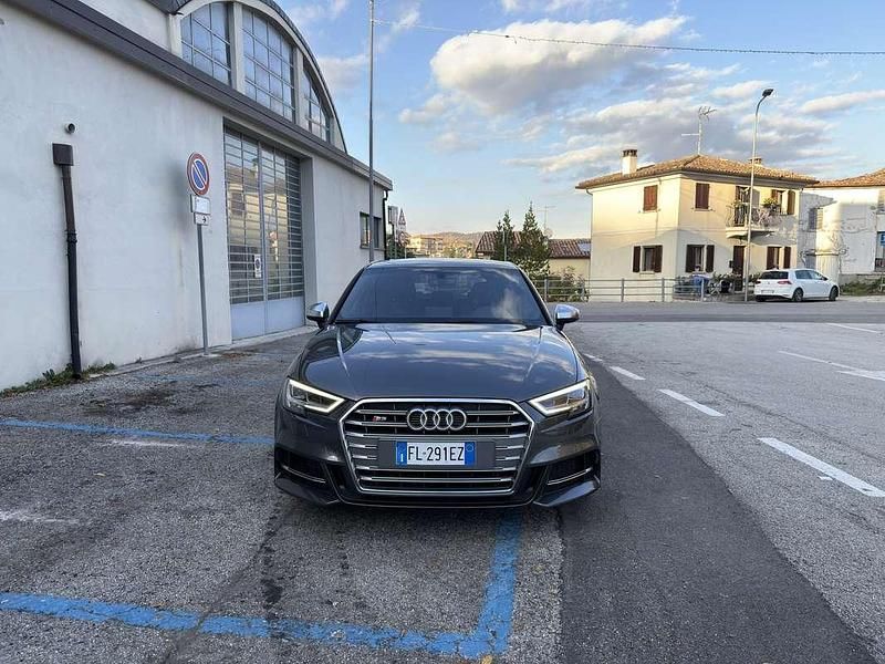 Usata 2017 Audi S3 Ambiente Tre volumi | 21.700 € (Buon prezzo) - Immagine 1/4
