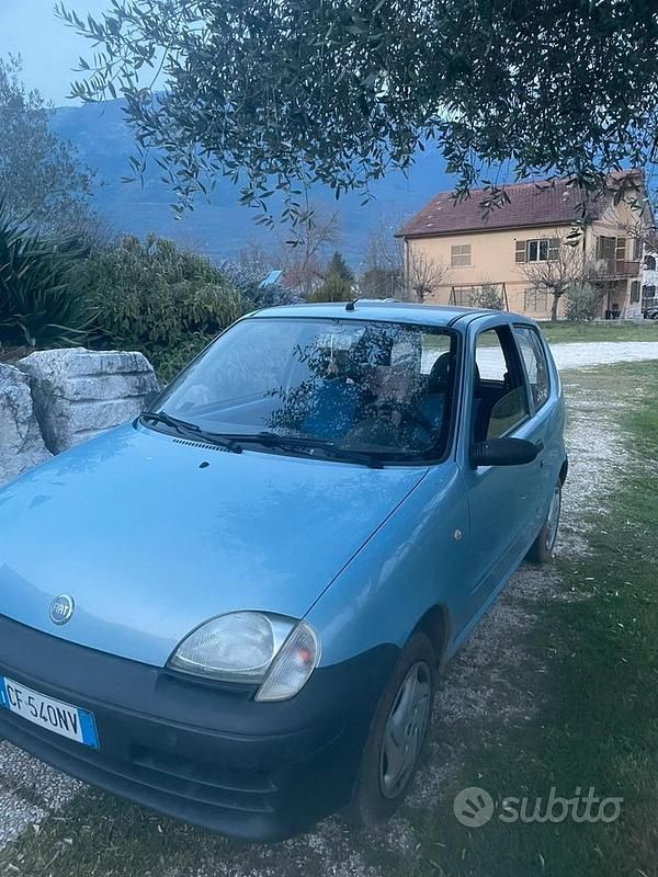 Usata Fiat 600 2004 Blu