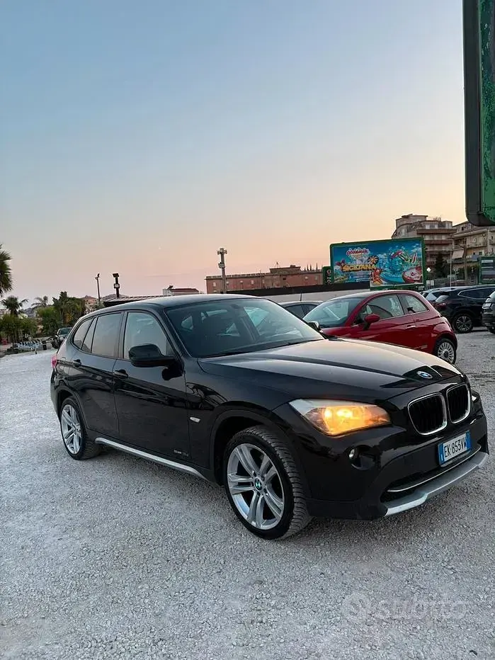 Usata BMW X1 143 CV (105 kW) 2011 Nero SUV