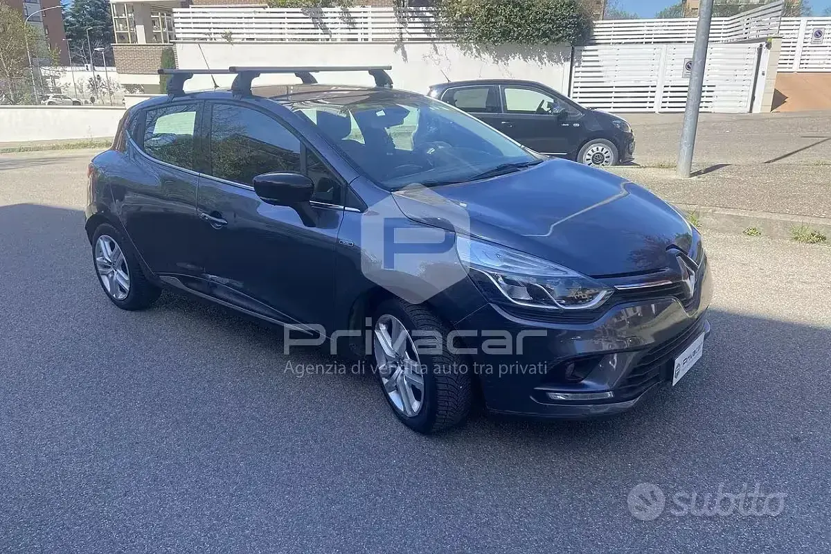 Usata Renault Clio 75 CV (55 kW) 2018 Grigio Utilitaria