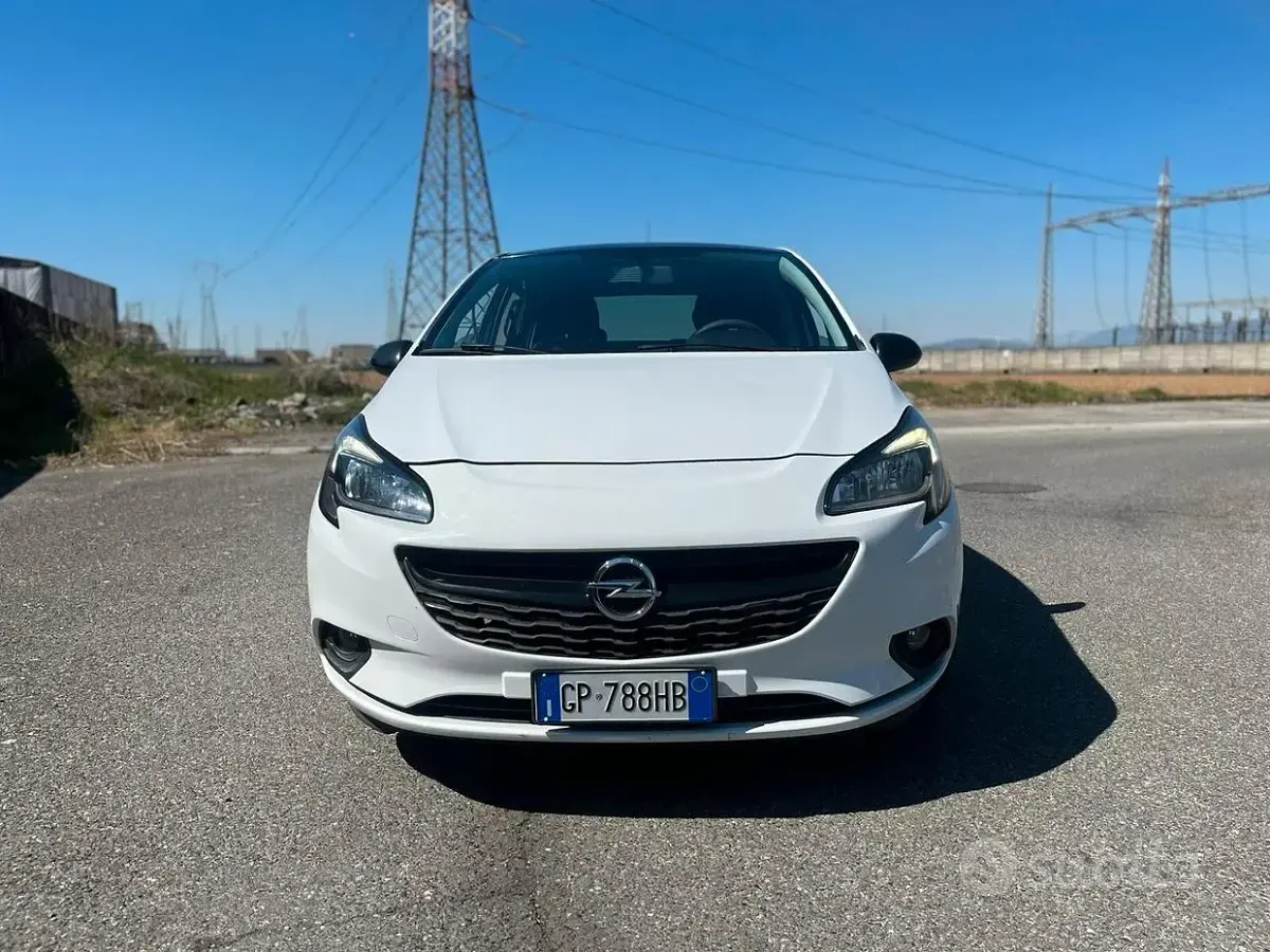 Usata Opel Corsa 90 CV (66 kW) 2015 Bianco Utilitaria