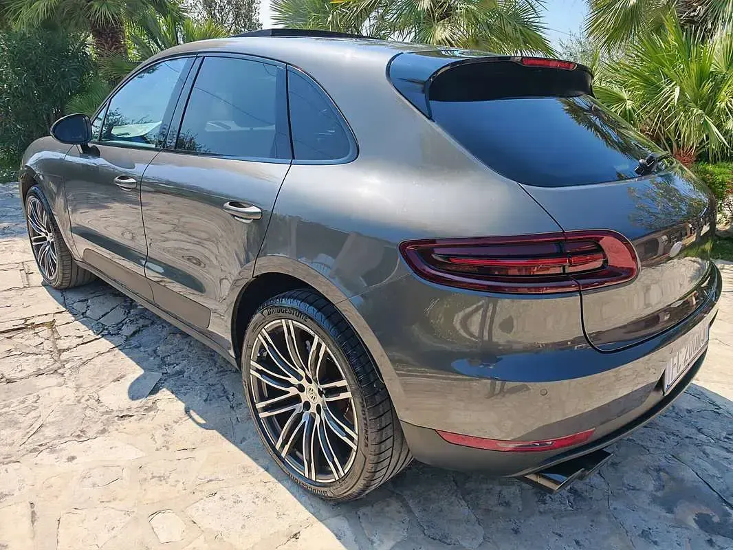 Usata Porsche Macan 250 CV (183 kW) 2016 Grigio SUV