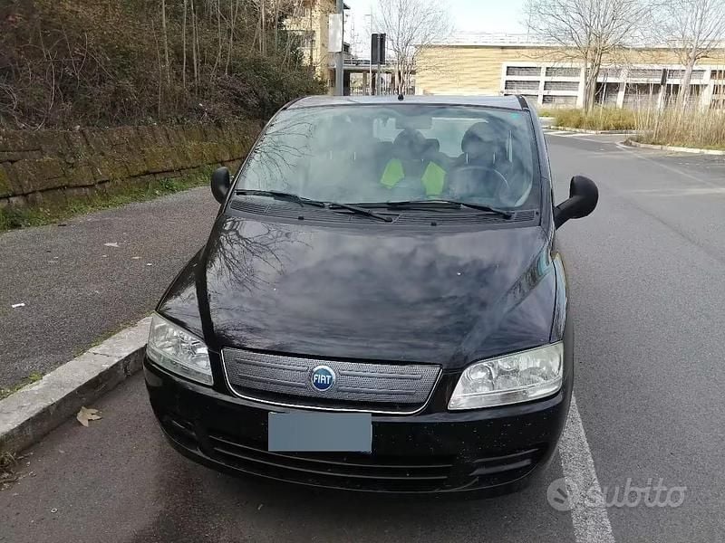 Usata Fiat Multipla 103 CV (75 kW) 2007 Nero Monovolume