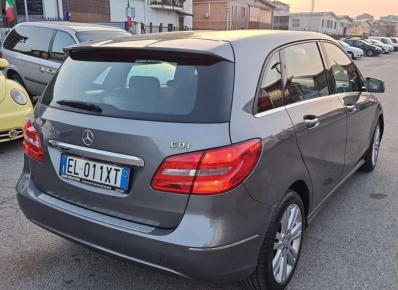 Usata Mercedes 180 109 CV (80 kW) 2013 Berlina