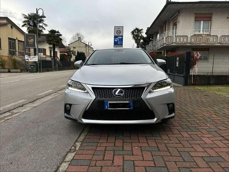 Usata Lexus CT200h Executive Line 99 CV (72 kW) 2012 Berlina