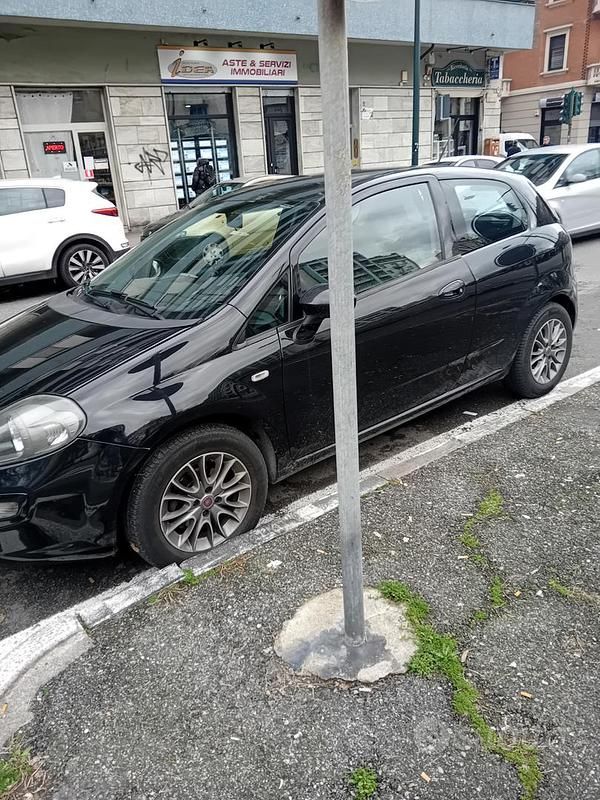 Usata Fiat Punto Evo 75 CV (55 kW) 2011 Nero Utilitaria