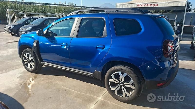 Usata Dacia Duster Comfort 100 CV (73 kW) 2023 Blu SUV