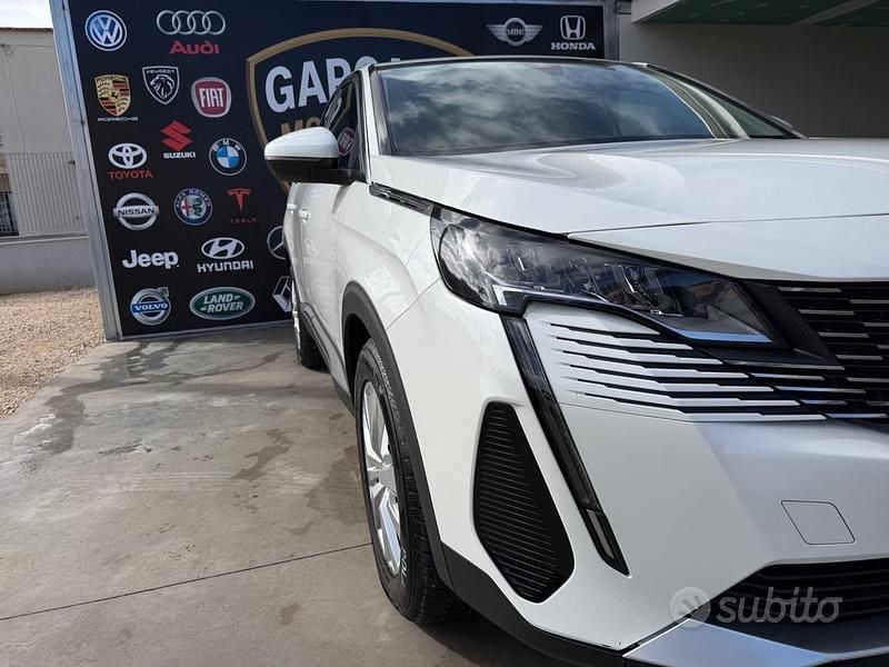 Usata Peugeot 3008 Allure 131 CV (96 kW) 2021 Bianco SUV